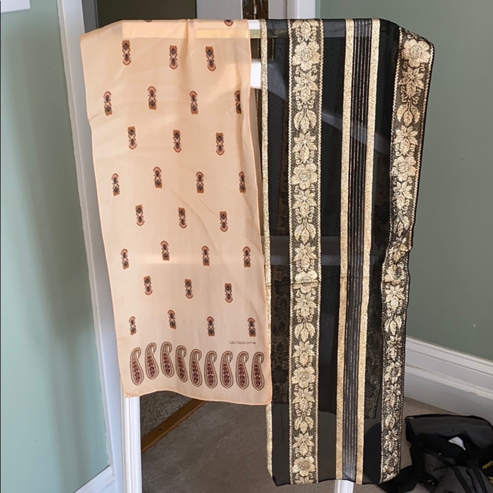 Liz Claiborne neck scarfs